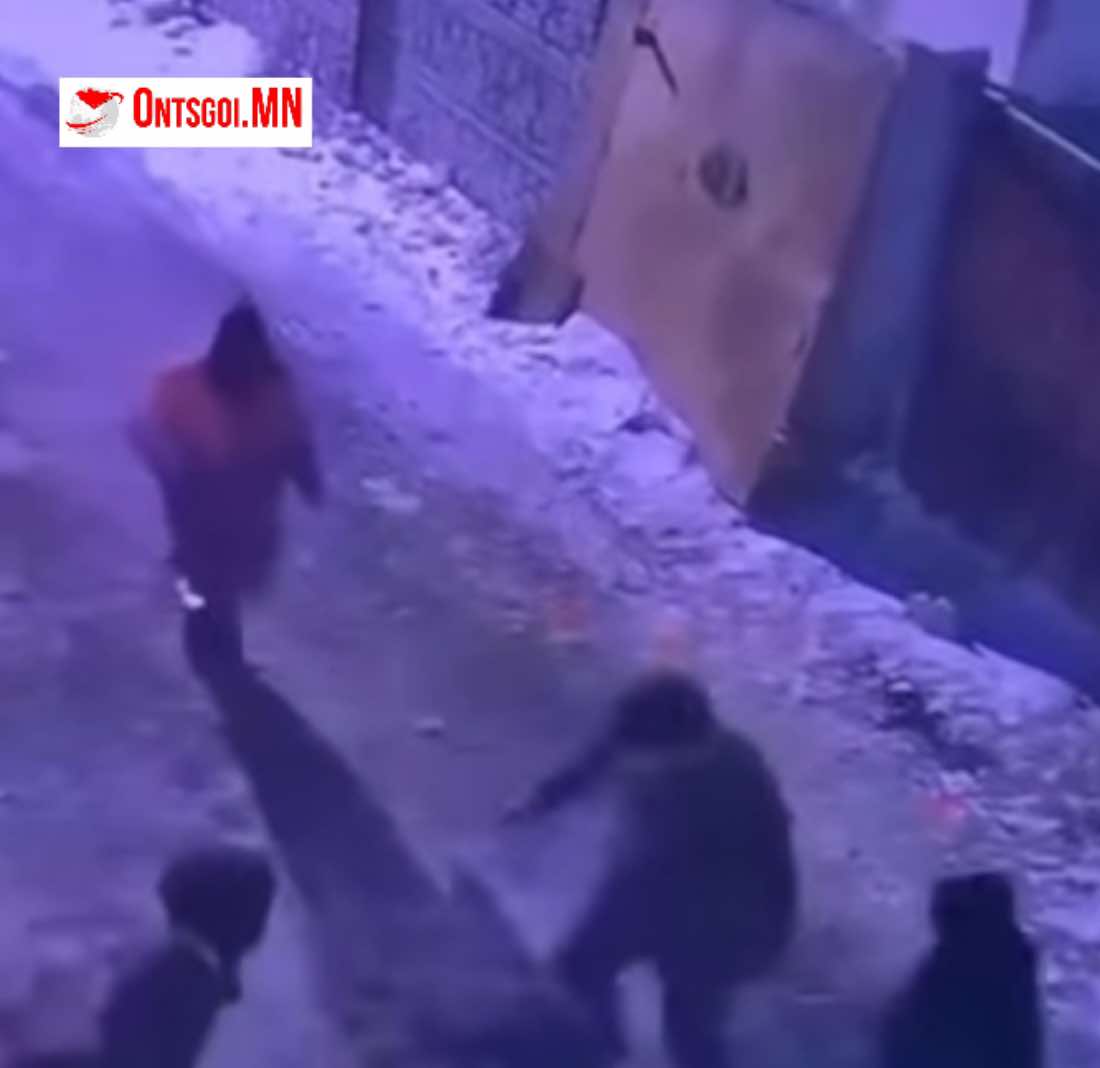 ТҮК-ийн ажилтныг эрхэлсэн тодорхой ажилгүй С гэгч шалтгаангүйгээр  хутгалж гэмтээсэн байна