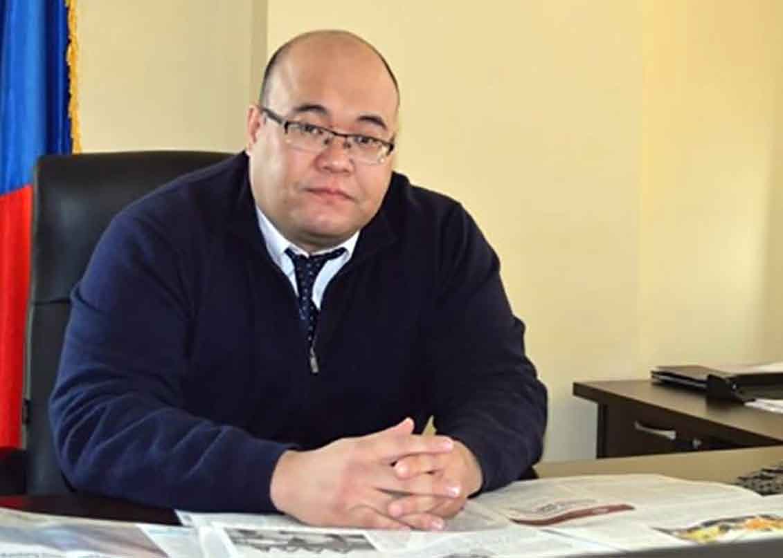 Хуульч Б.Гүнбилэг: Нийгмийг талцуулж, ЗГ-ыг шүүмжлэхийг саармагжуулахын тулд нэг том найруулсан жүжигт уяач нарыг тоглууллаа даа