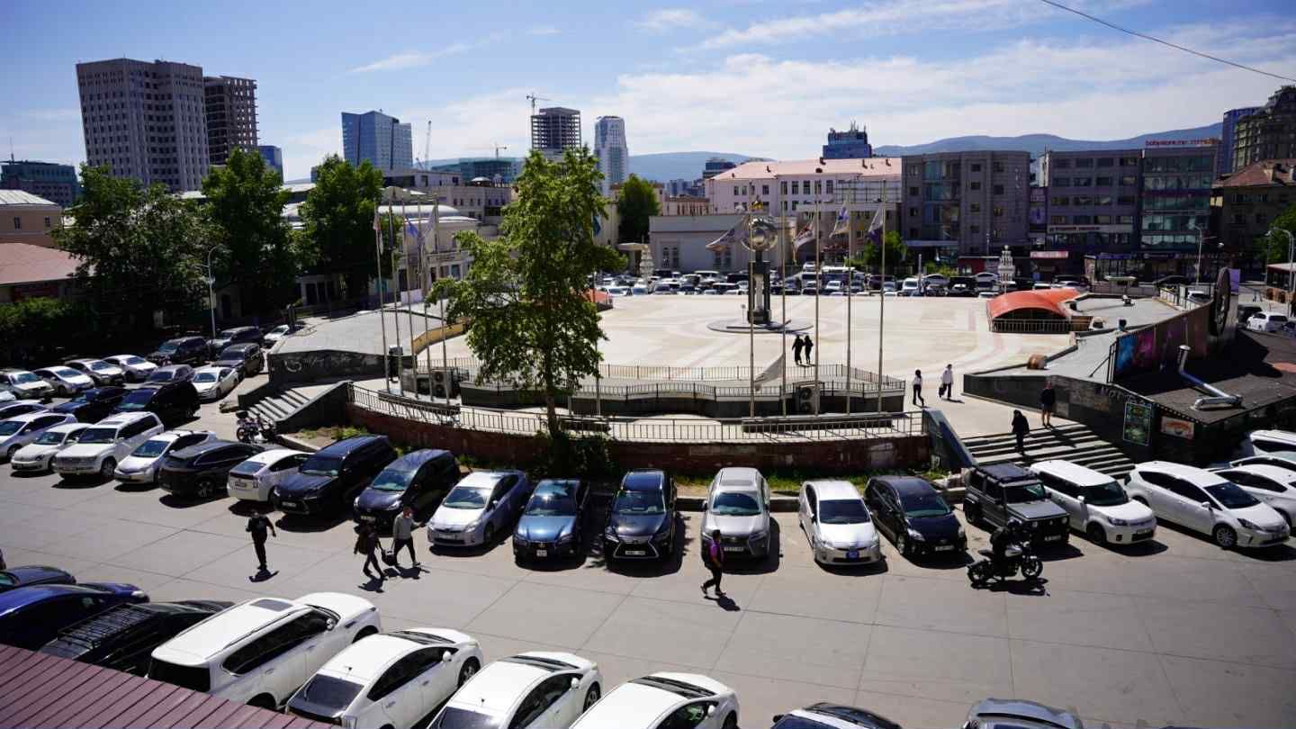 Барилгачдын талбайг нийслэлийн эзэмшилд буцаан авна